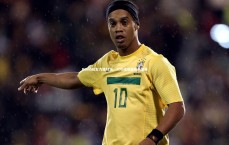 九游体育：Doinb蛇女力挽狂澜，JDG成功晋级总决赛